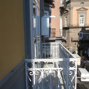 Manuela San Domenico Centro Storico Apartamento Nápoles