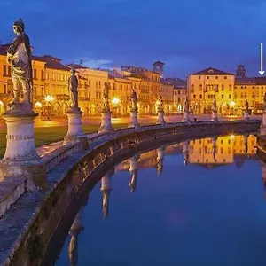 Appartement Palazzo Carpediem-prato Della Valle, Padoue